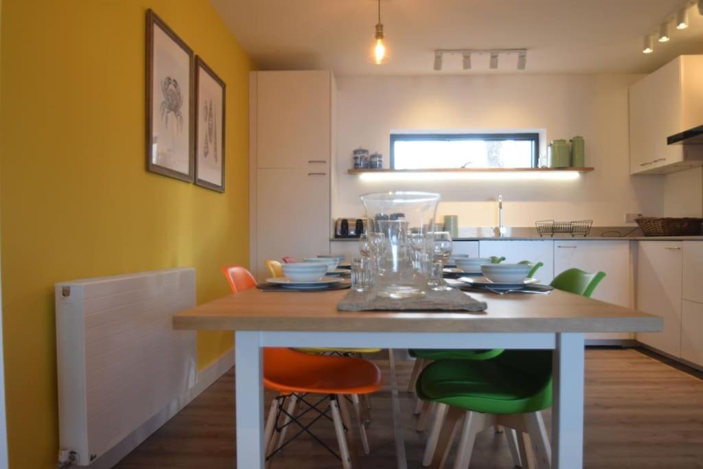 Flat 1 High Tide House, Mortehoe - Beautifully Designed Ground Floor Flat With Sea Views And Garden Экстерьер фото