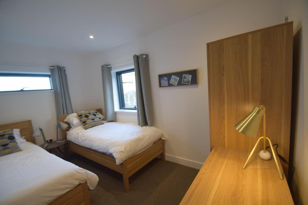 Flat 1 High Tide House, Mortehoe - Beautifully Designed Ground Floor Flat With Sea Views And Garden Экстерьер фото