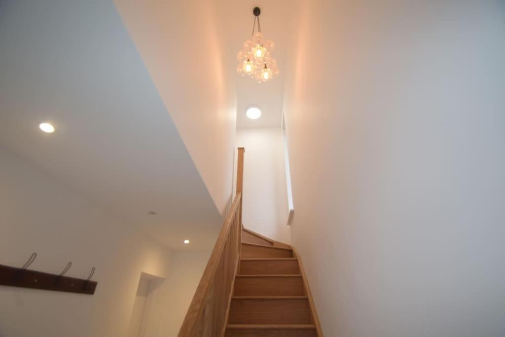 Flat 1 High Tide House, Mortehoe - Beautifully Designed Ground Floor Flat With Sea Views And Garden Экстерьер фото
